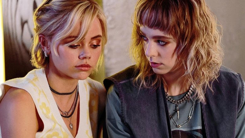 Саймон говорит: «Пора переходить на личности»