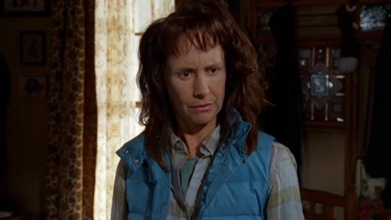 Мистера Монка бьют по голове