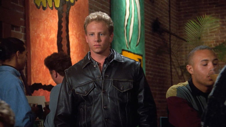 С закрытыми глазами