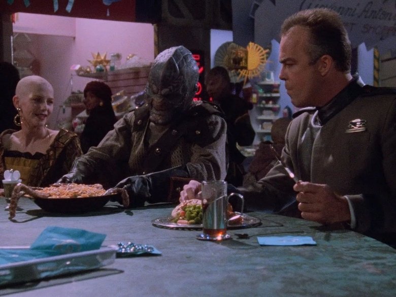 Из тьмы веков