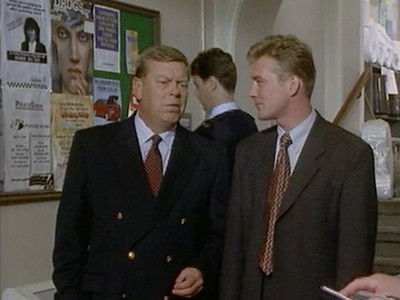 Приветливая женщина