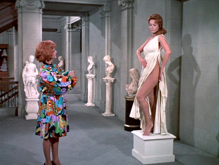 Околдованный, обеспокоенный и Болдони