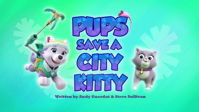 Щенки спасают городского котёнка