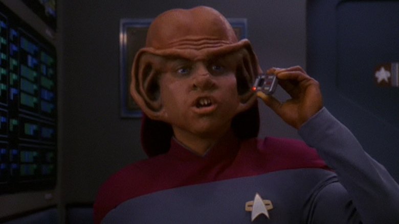 За честь мундира